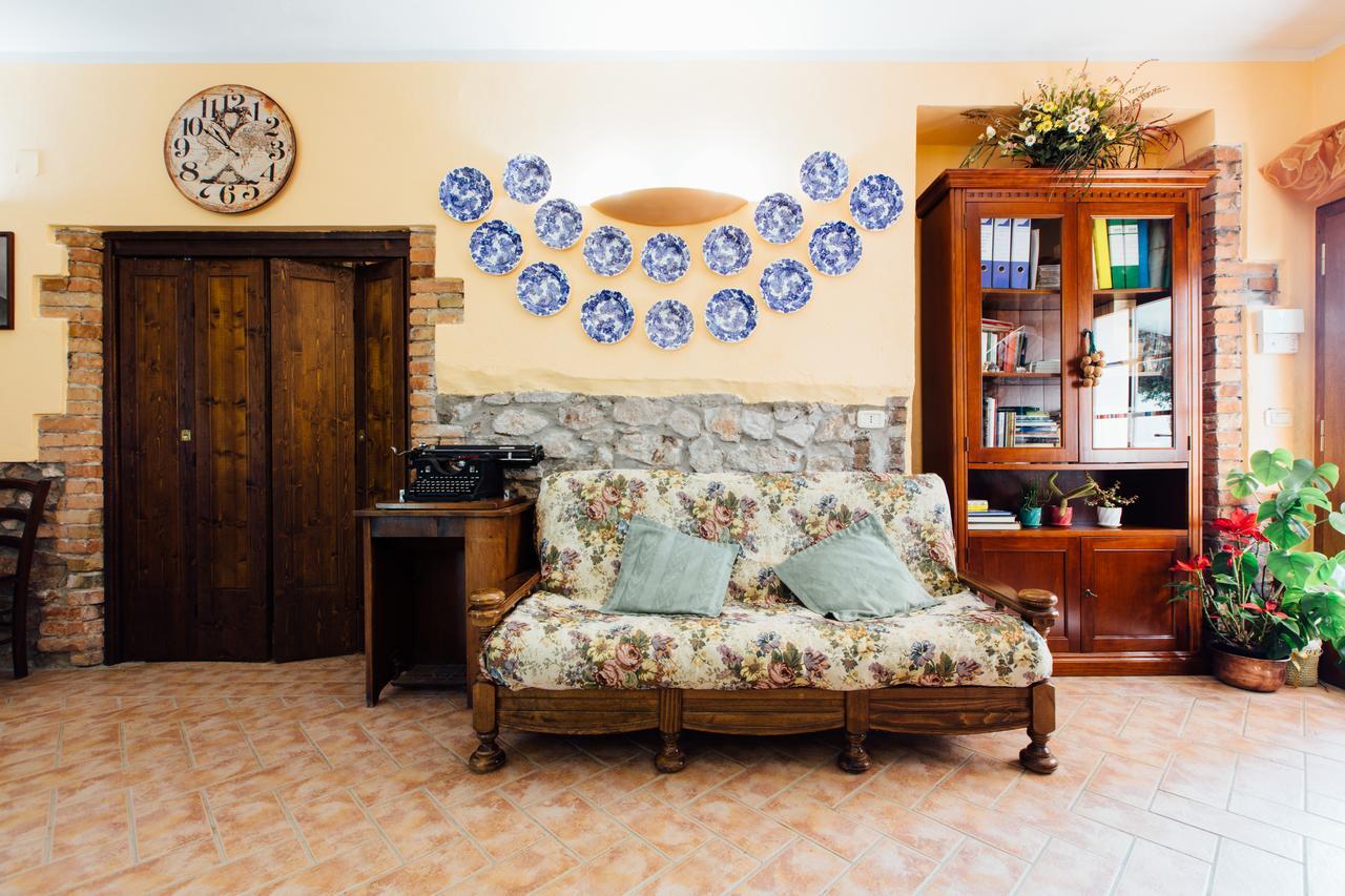 Agriturismo Lillastro Braccagni Buitenkant foto
